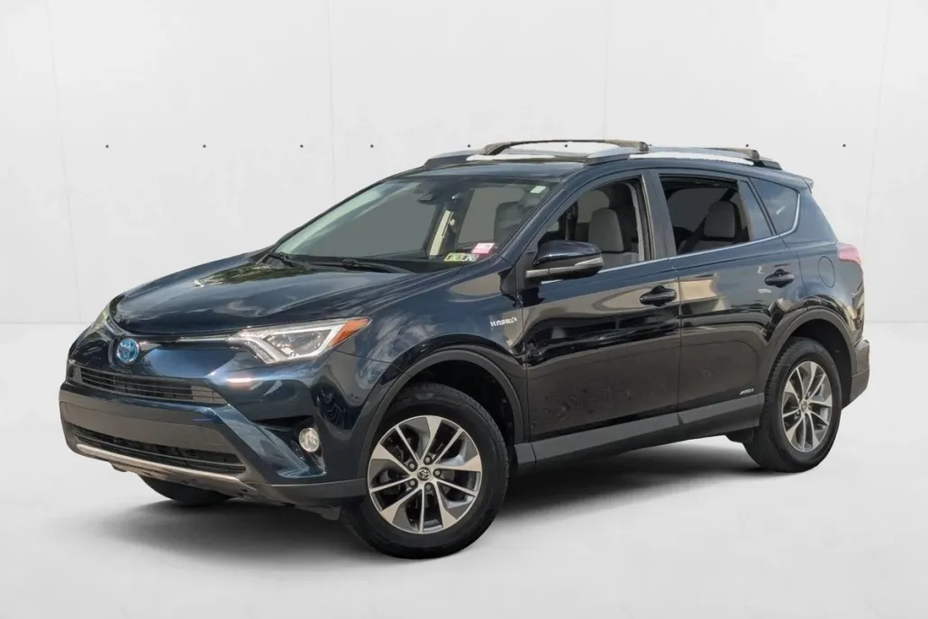 2018 Toyota RAV4 Hybrid XLE photo 1