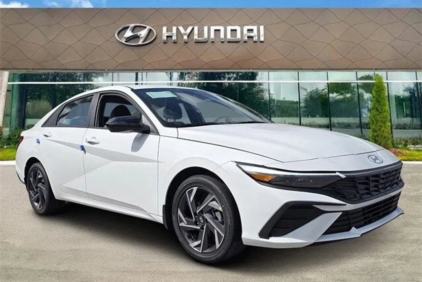 2025 Hyundai Elantra Hybrid SEL Sport photo 1