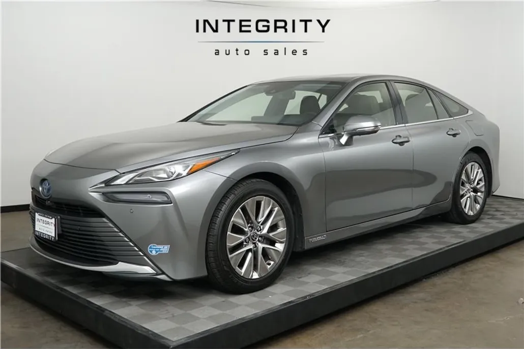 2021 Toyota Mirai XLE photo 1