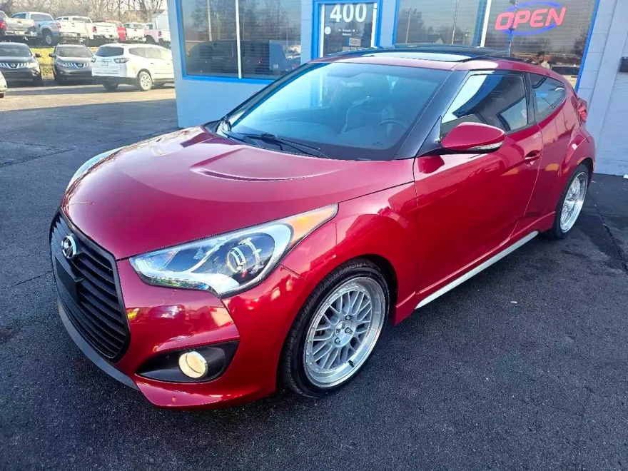2017 Hyundai Veloster Turbo photo 1