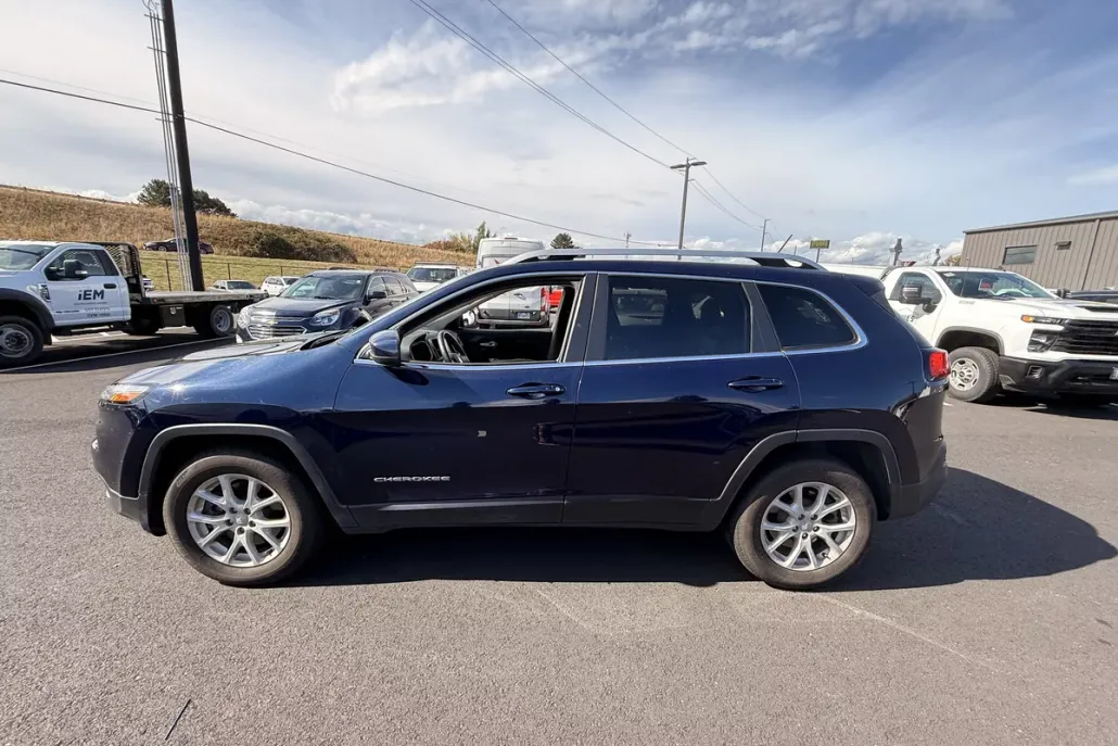 2015 Jeep Cherokee Latitude photo 1