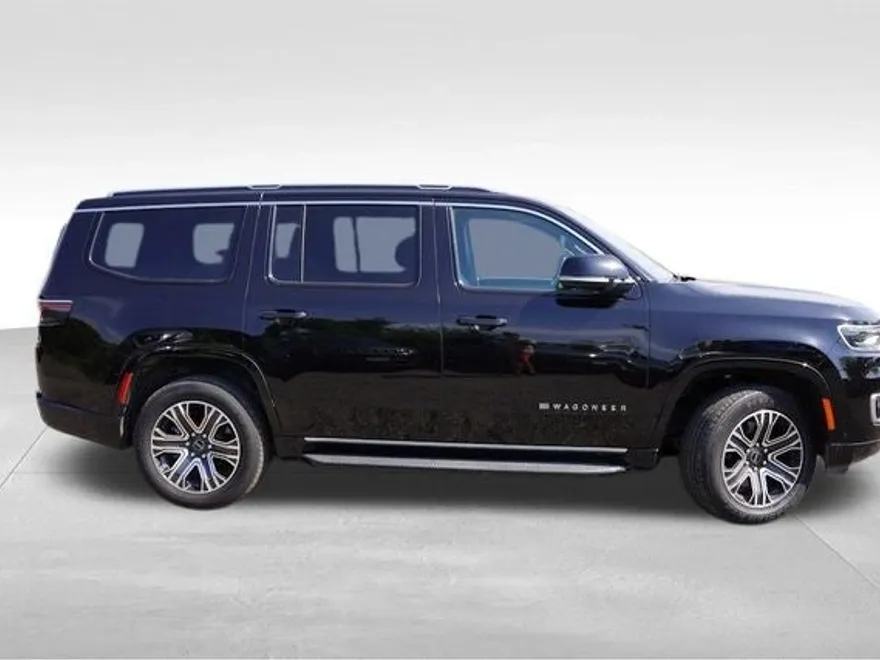2025 Jeep Wagoneer Base photo 1