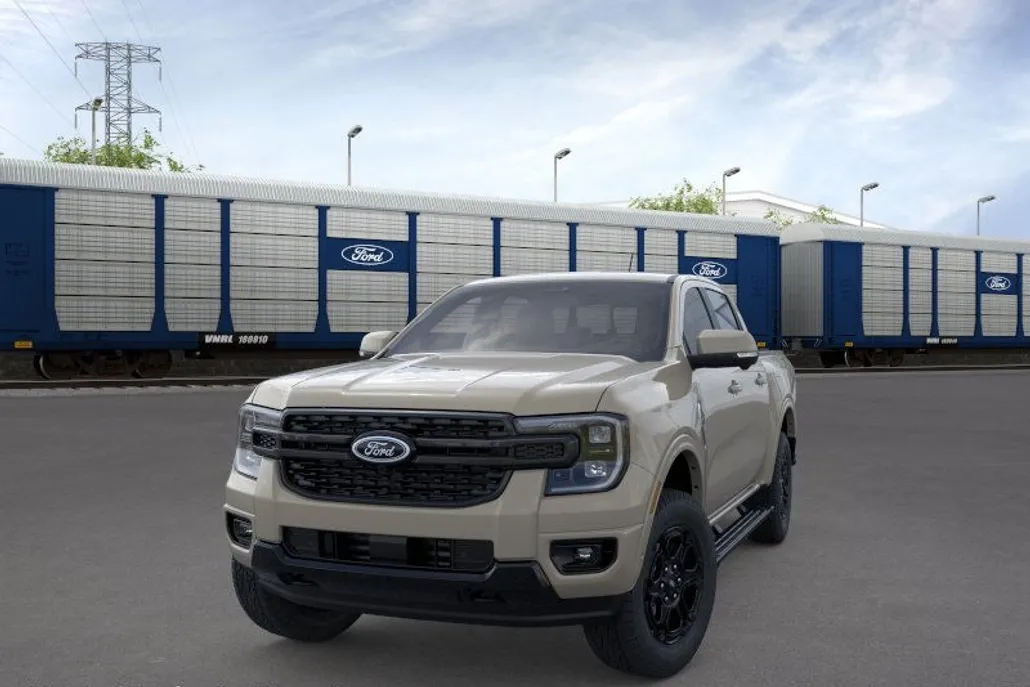 2025 Ford Ranger Lariat photo 1