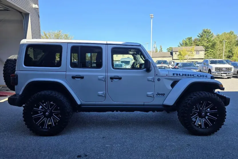 2024 Jeep Wrangler 4xe Rubicon X photo 1