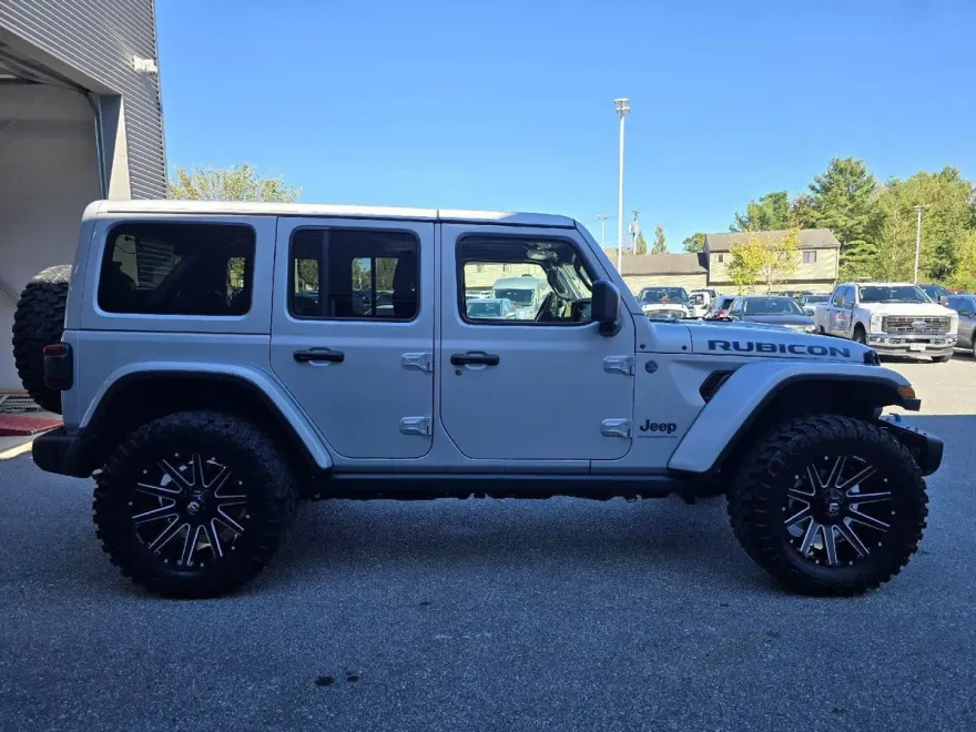 2024 Jeep Wrangler 4xe Rubicon X photo 1