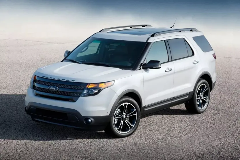 2015 Ford Explorer Sport photo 1