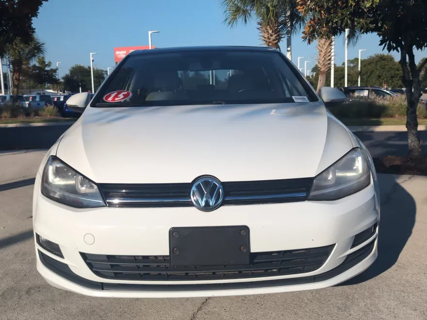 2015 Volkswagen Golf TSI SE photo 1