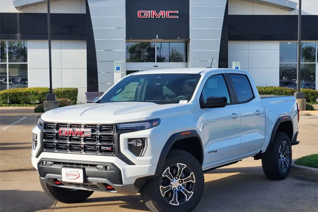 2025 Gmc Canyon AT4 photo 1