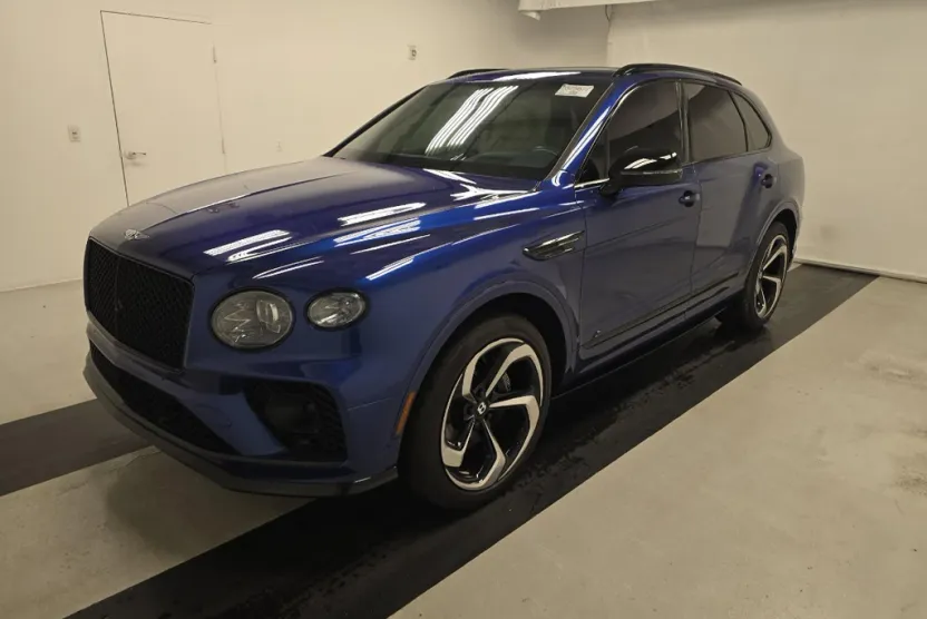 2022 Bentley Bentayga S photo 1