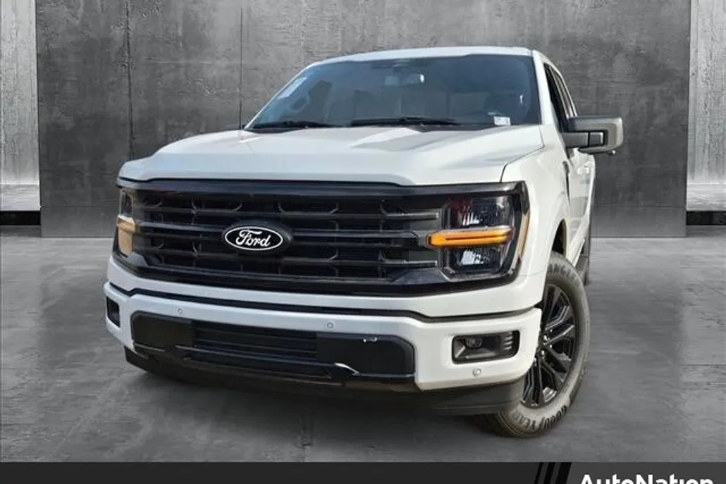 2025 Ford F-150 XLT photo 1