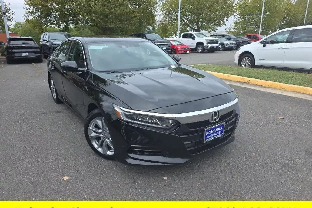 2019 Honda Accord LX 1.5T photo 1