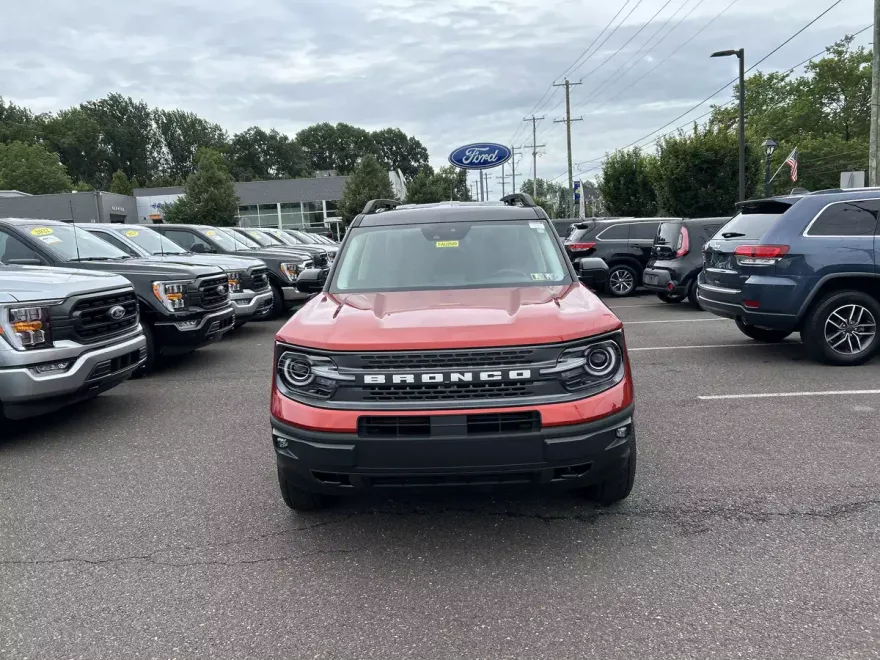 2024 Ford Bronco Sport Badlands photo 1