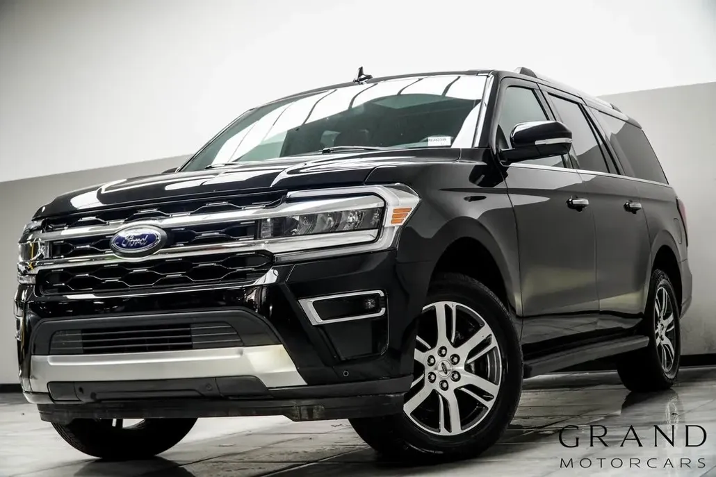 2024 Ford Expedition MAX Limited photo 1