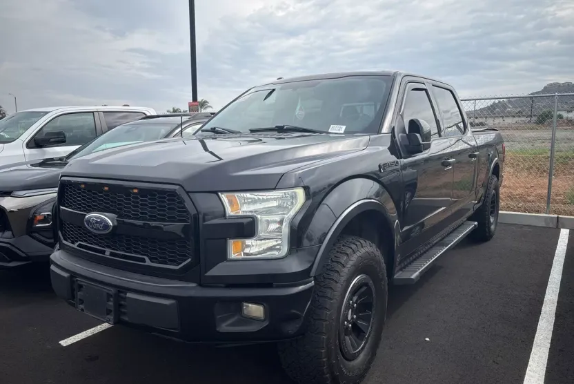 2015 Ford F-150 Lariat photo 1