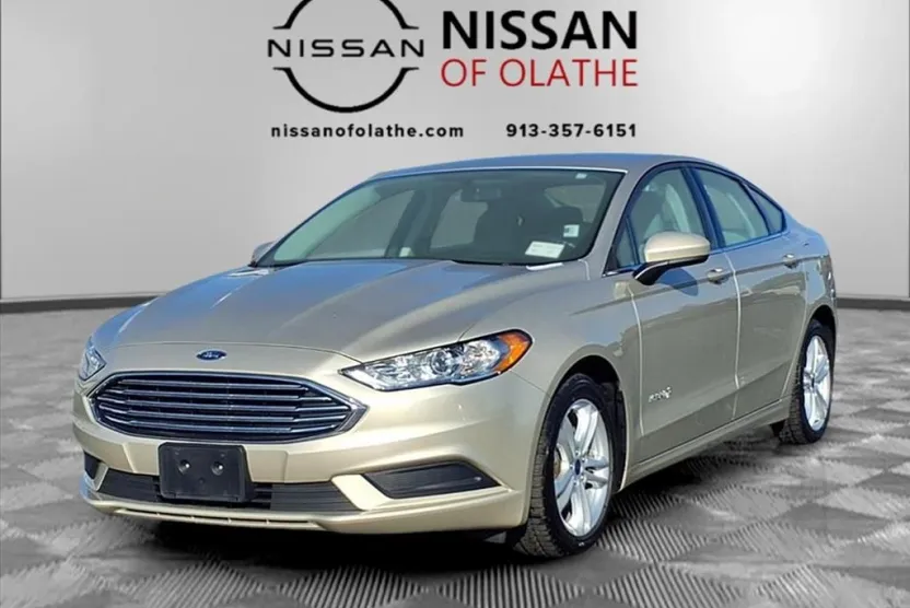 2018 Ford Fusion Hybrid S photo 1