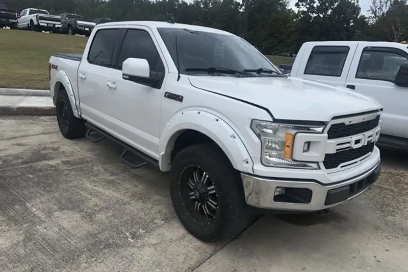2019 Ford F-150 Lariat photo 1