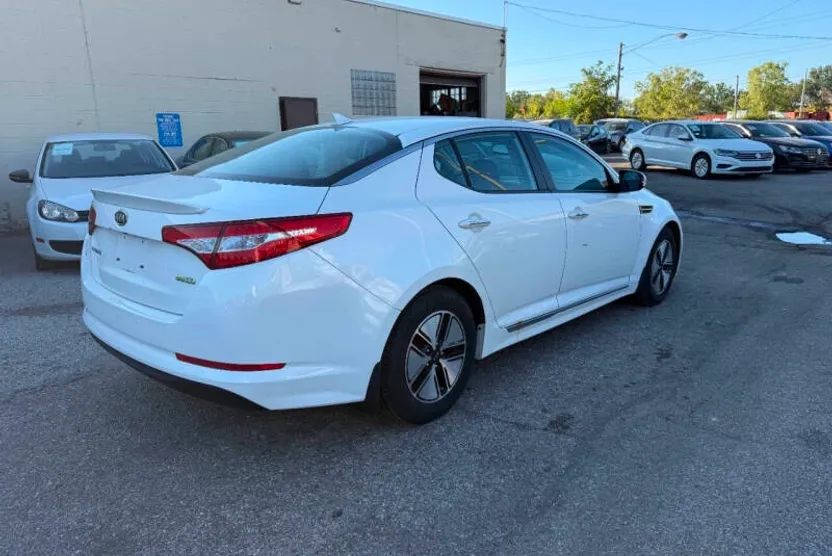 2011 Kia Optima Hybrid Base photo 1