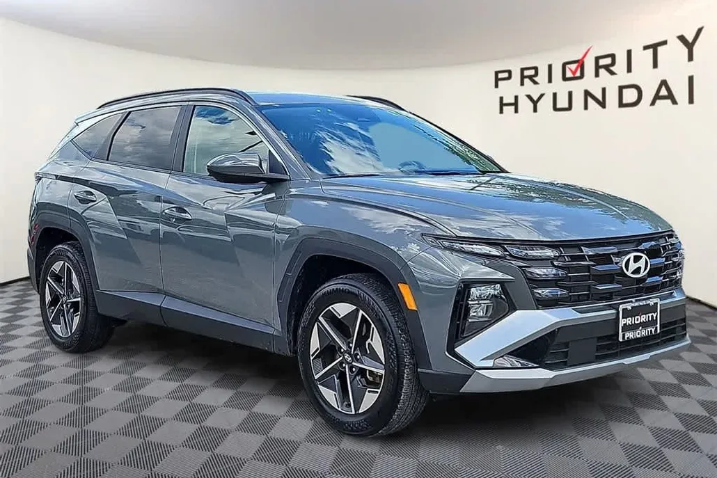 2025 Hyundai Tucson SEL photo 1