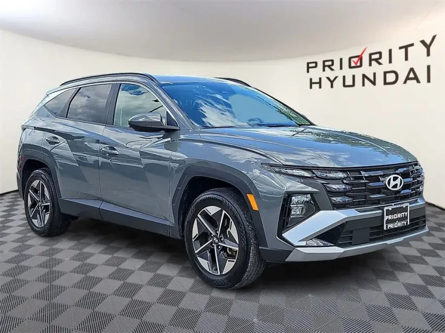 2025 Hyundai Tucson SEL photo 1