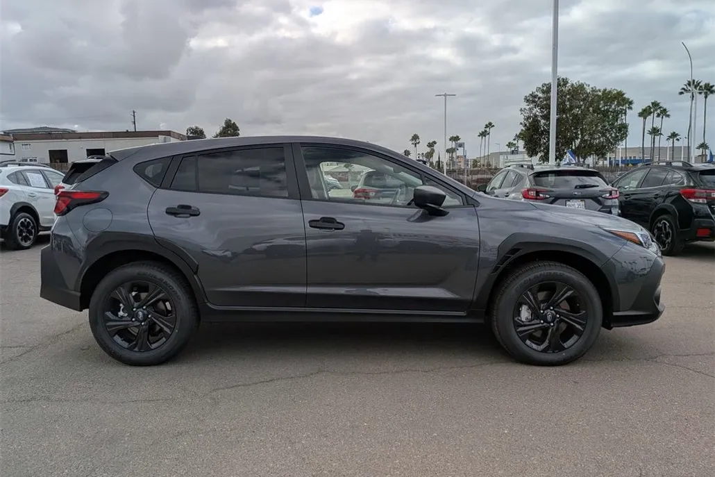 2025 Subaru Crosstrek Base photo 1