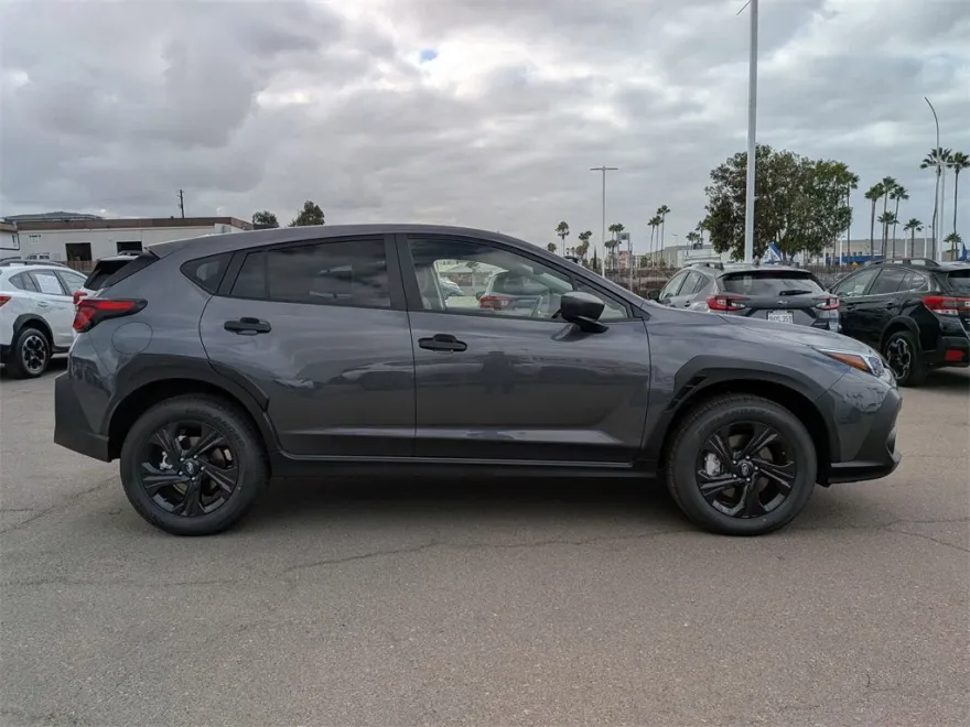 2025 Subaru Crosstrek Base photo 1