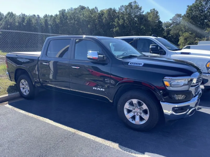 2021 Ram 1500 Laramie photo 1