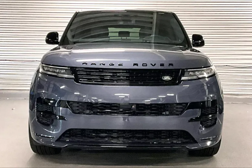2024 Land Rover Range Rover Sport SE photo 1