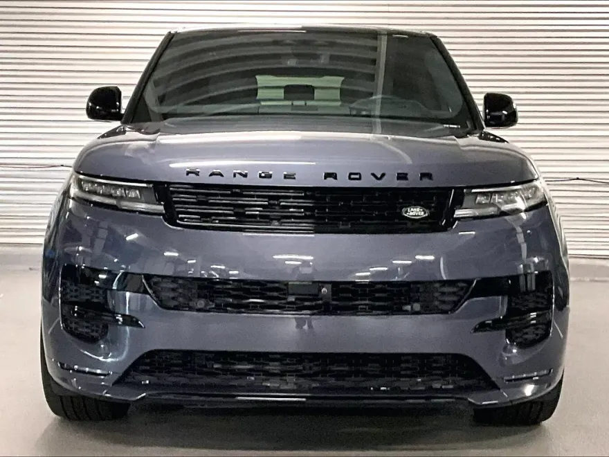 2024 Land Rover Range Rover Sport SE photo 1