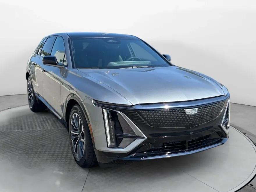 2026 Cadillac Lyriq Sport photo 1