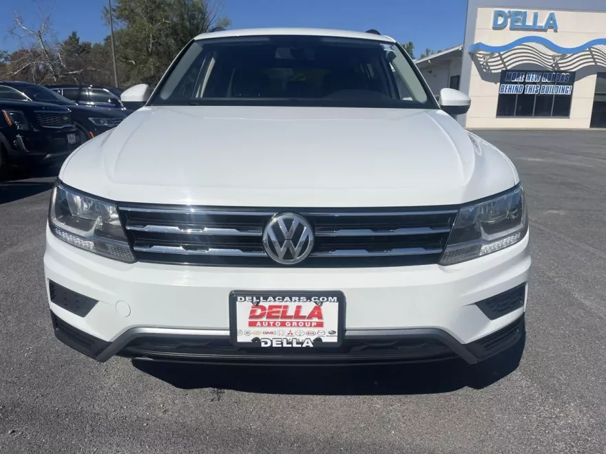 2018 Volkswagen Tiguan SE photo 1