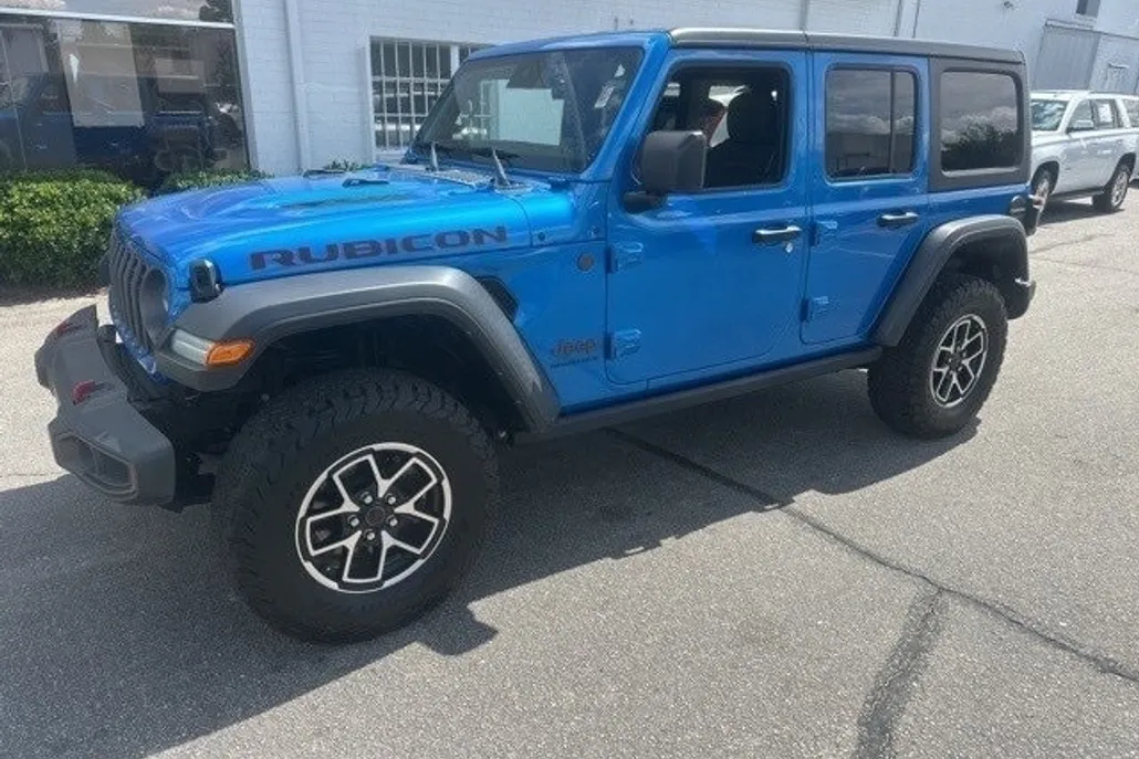 2024 Jeep Wrangler Rubicon photo 1