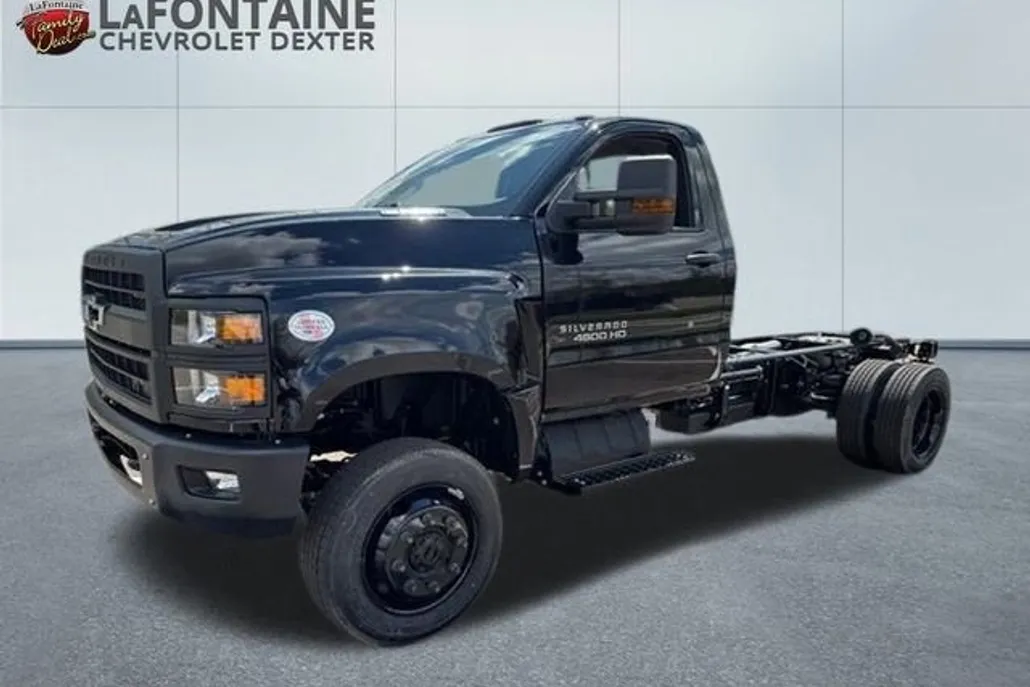 2024 Chevrolet Silverado 4500HD Work Truck photo 1