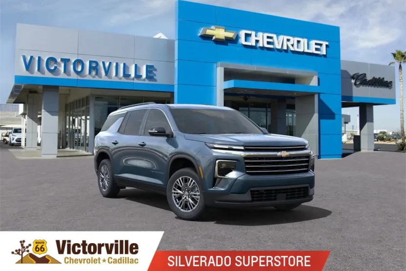 2025 Chevrolet Traverse photo 1