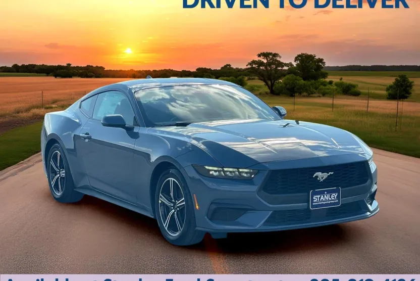2025 Ford Mustang EcoBoost photo 1