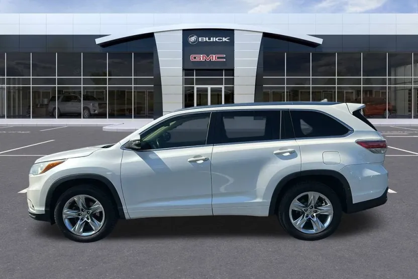 2015 Toyota Highlander Limited photo 1
