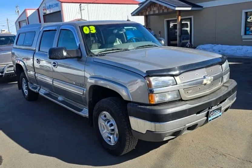 2003 Chevrolet Silverado 2500HD LT photo 1