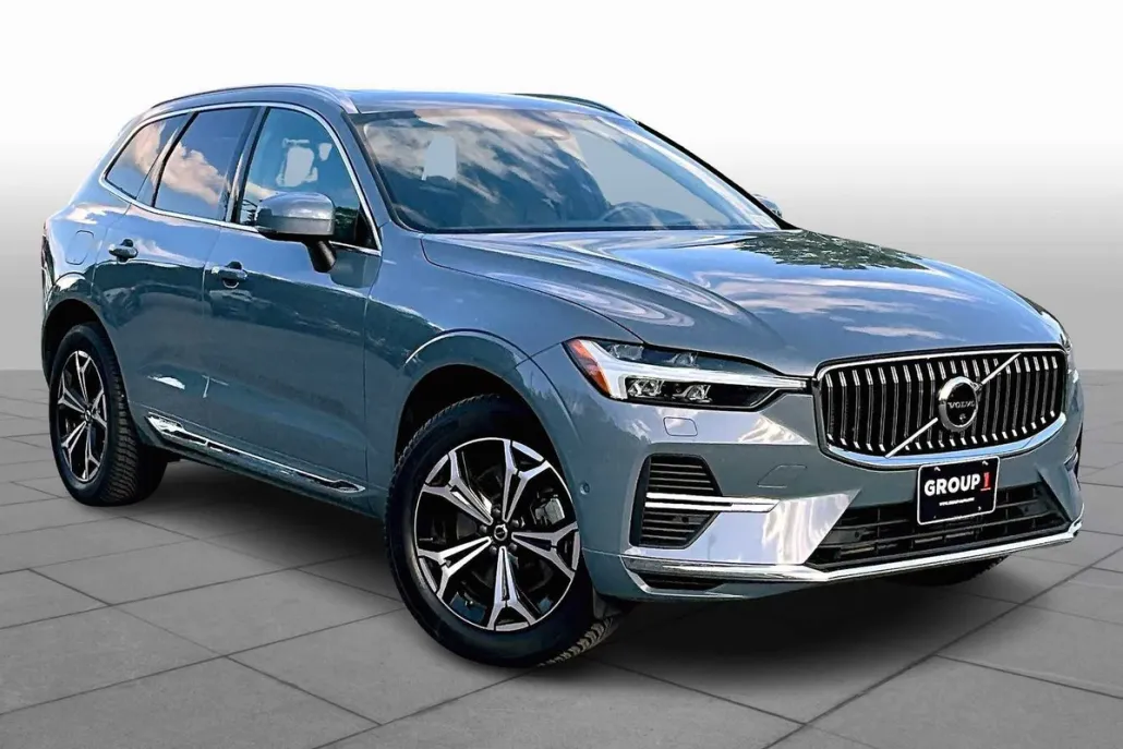 2022 Volvo XC60 Recharge Hybrid Inscription Expression photo 1
