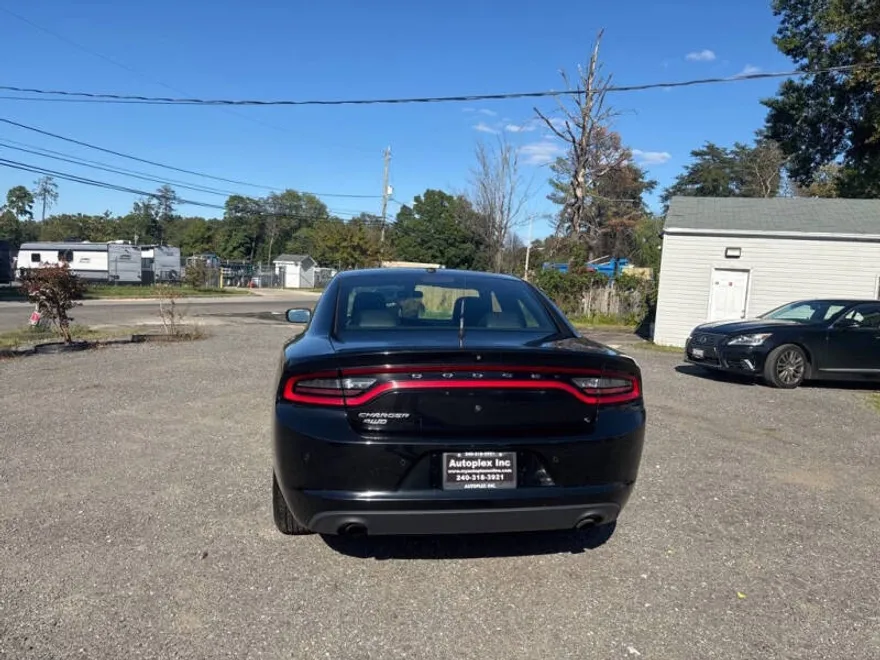2018 Dodge Charger photo 1