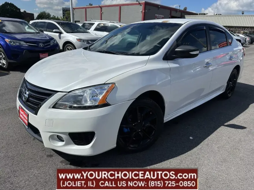 2015 Nissan Sentra SR photo 1