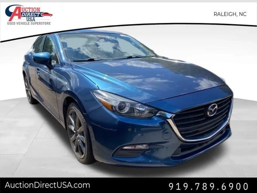 2018 Mazda Mazda3 Touring photo 1