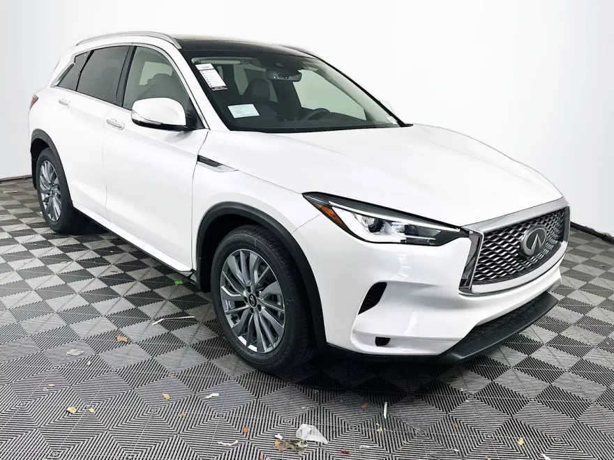2025 Infiniti QX50 Luxe photo 1