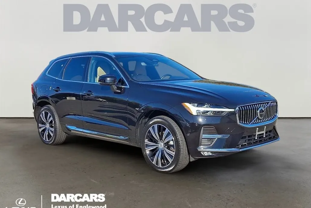 2022 Volvo XC60 B5 Inscription photo 1