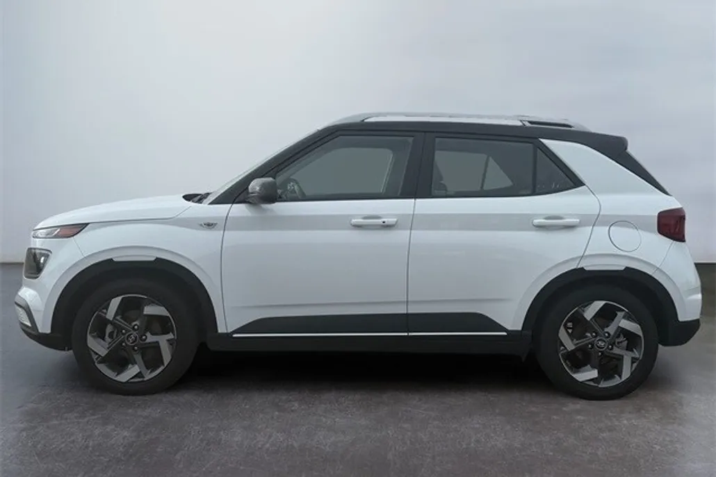 2023 Hyundai Venue Limited photo 1