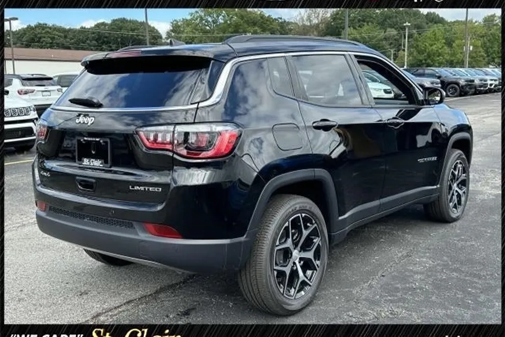 2024 Jeep Compass Limited photo 1