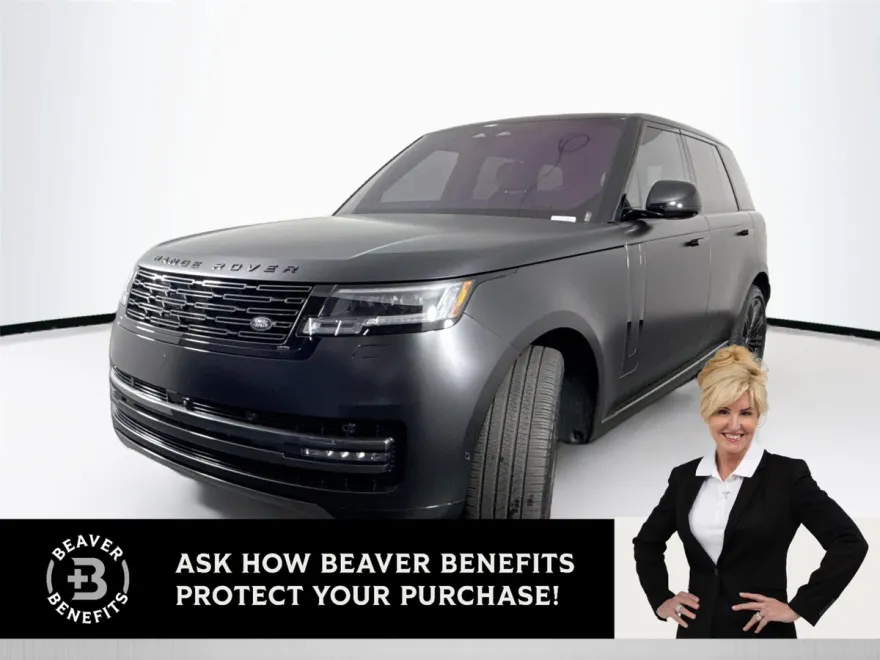 2023 Land Rover Range Rover SE photo 1