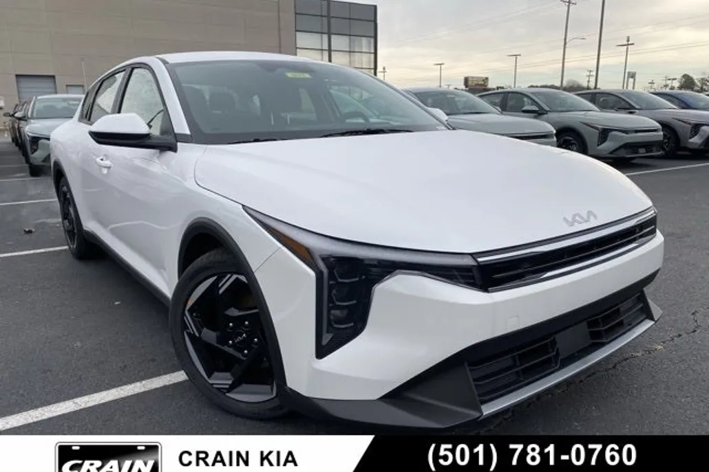 2025 Kia K4 EX photo 1