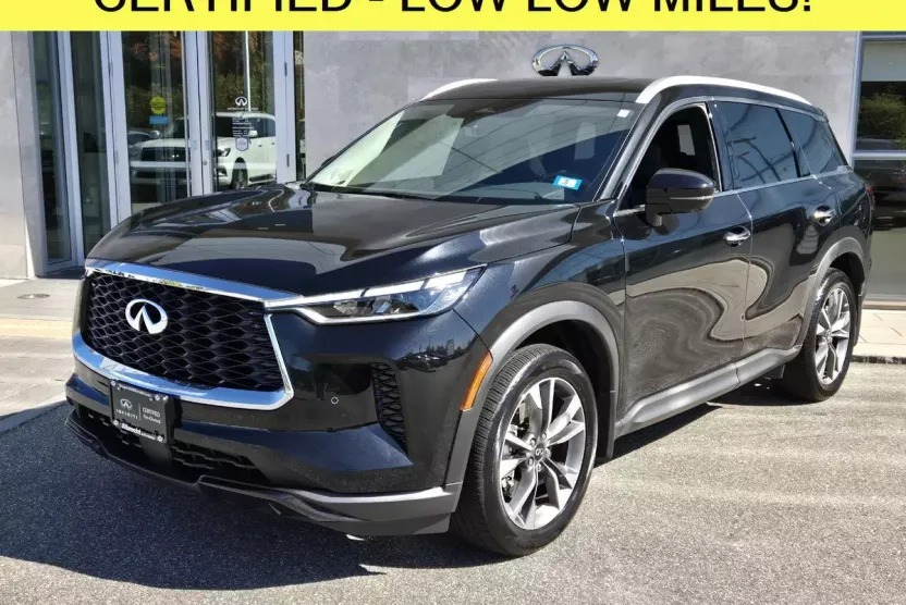 2025 Infiniti QX60 Luxe photo 1