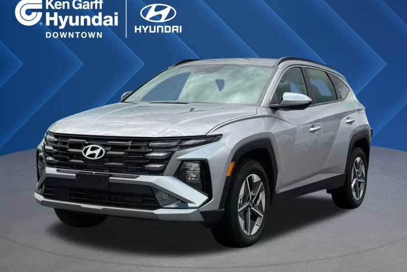 2025 Hyundai Tucson SEL photo 1