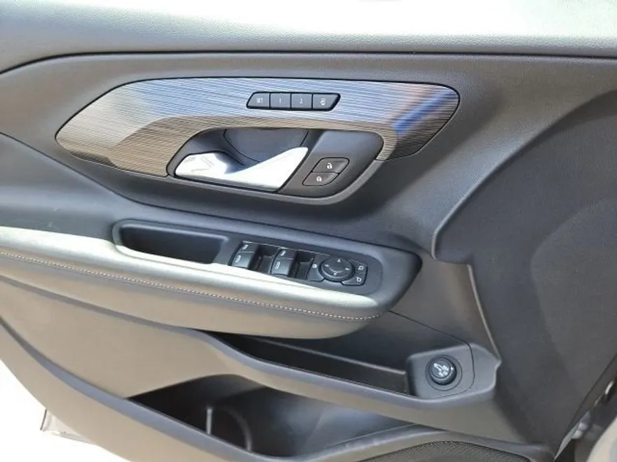 2024 Gmc Terrain SLT photo 1