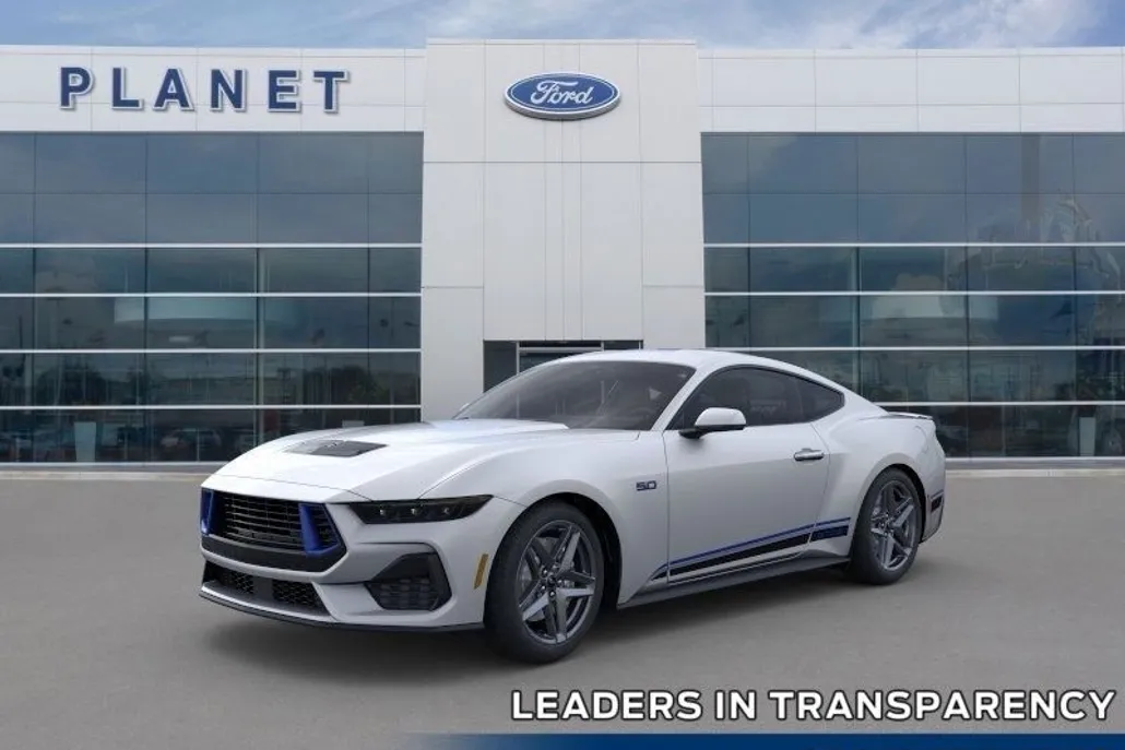 2025 Ford Mustang GT Premium photo 1